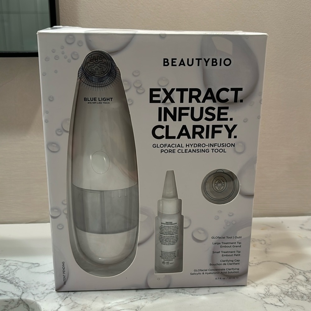 Beautybio Glofacial Pore Cleansing tool